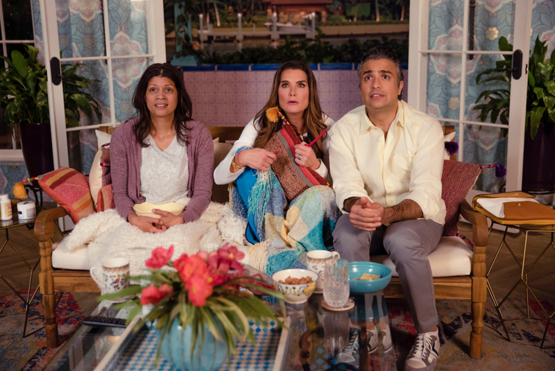 Illustration for article titled Everything falls apart on a bummer episode of Jane The Virgin